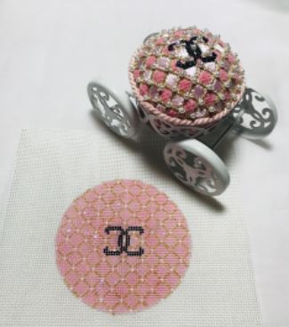 click here to view larger image of Pink Cupcake w/Metal Cart Holder (hand painted canvases)