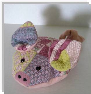 click here to view larger image of Patty Pig (hand painted canvases)